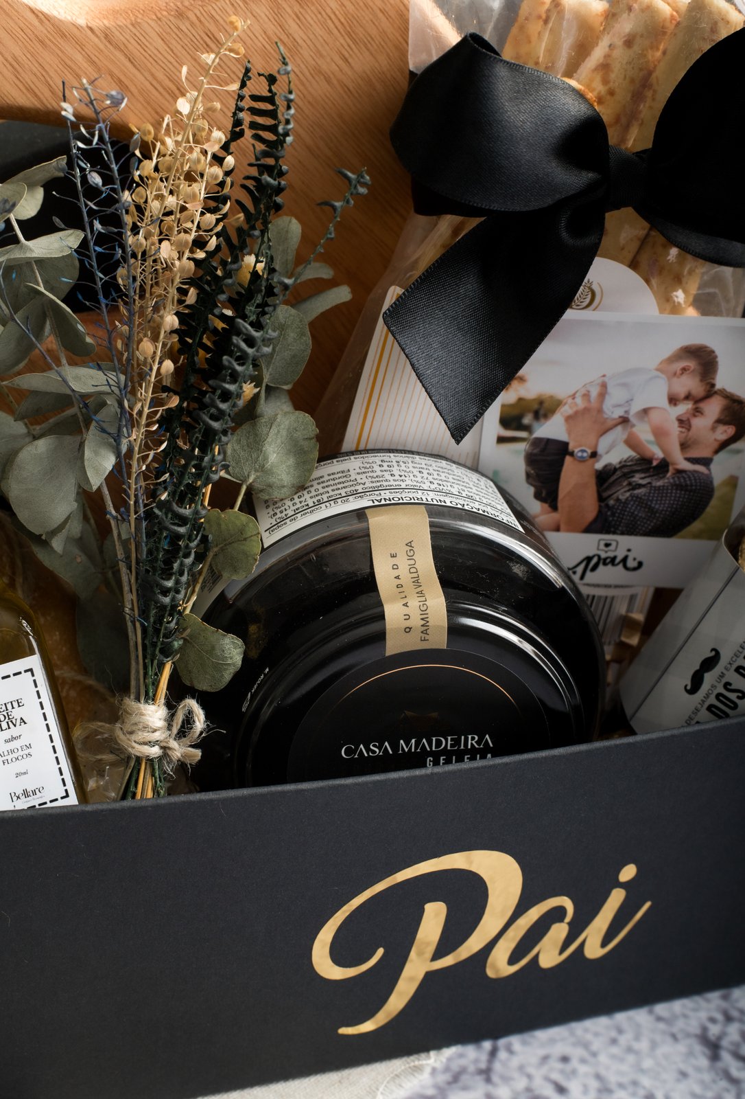 Detalhe da geleia e da foto polaroid personalizada